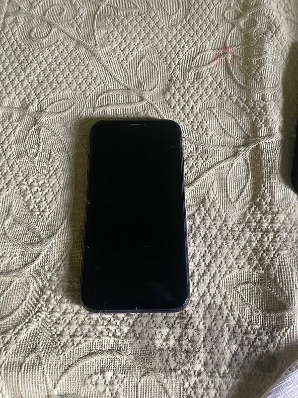 iphone XR 64gb 55$ ya balesh