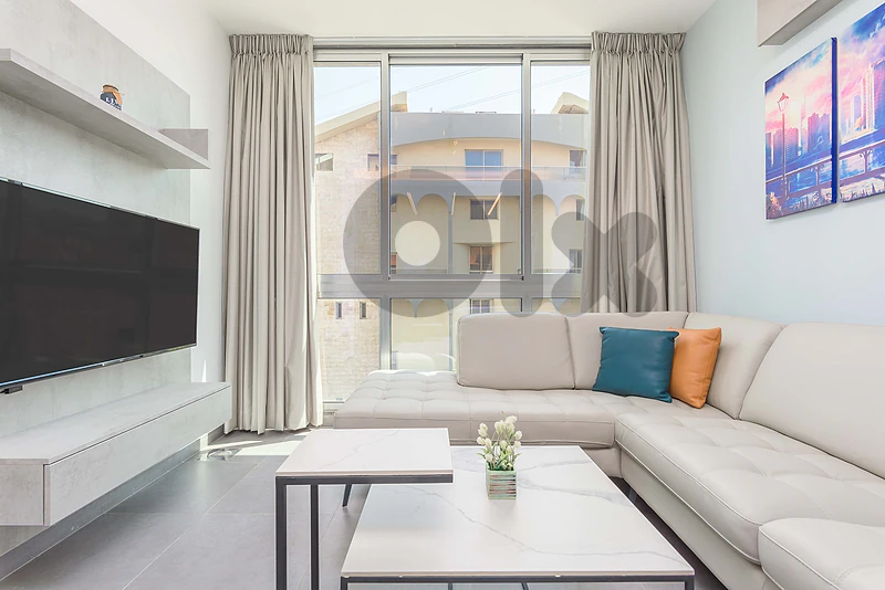 Modern 2-Bedroom Apartment in Awkar