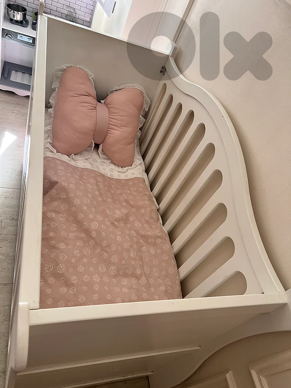 bed تخت