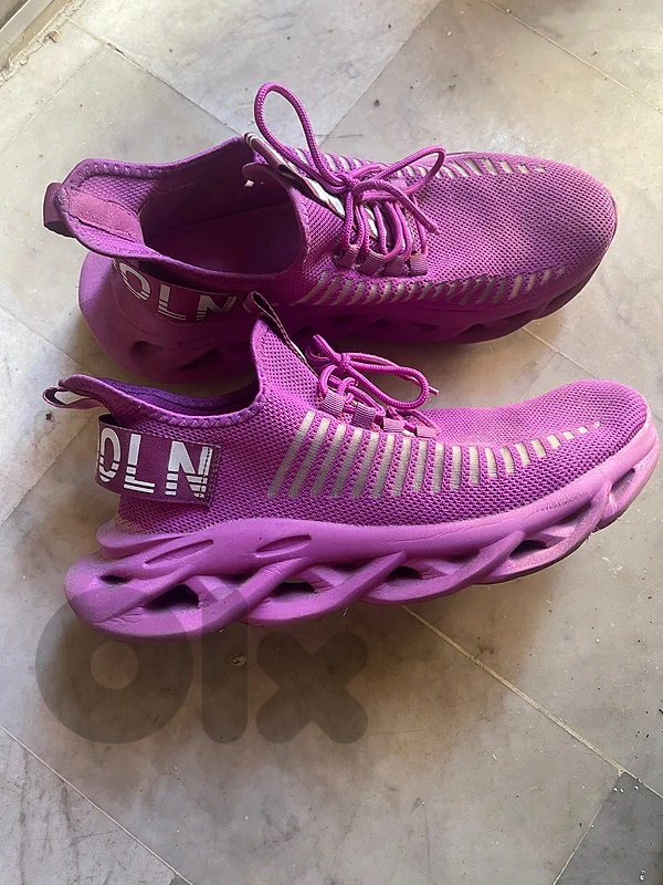 GSLMOLN size 45-46 mint condition