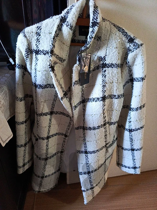 A new  jacket for scale