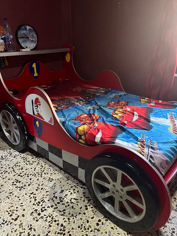 2 Card Beds