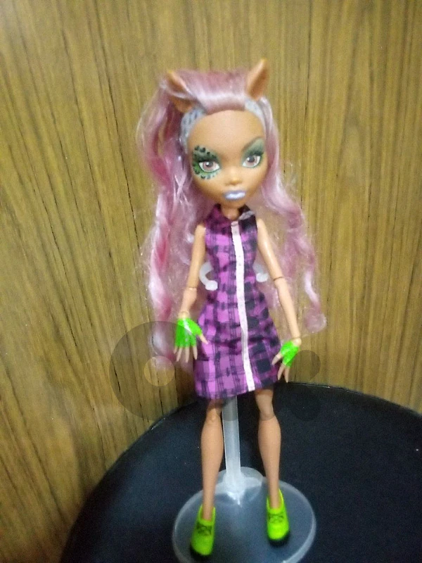 GHOULS RULE CLAWDEEN WOLF -Monster High Mattel As new doll+shoes=45$