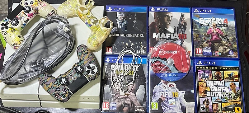 🎮 PS4 FAT White + 2 Controllers + 7 Games + Accessories — Full Bundle
