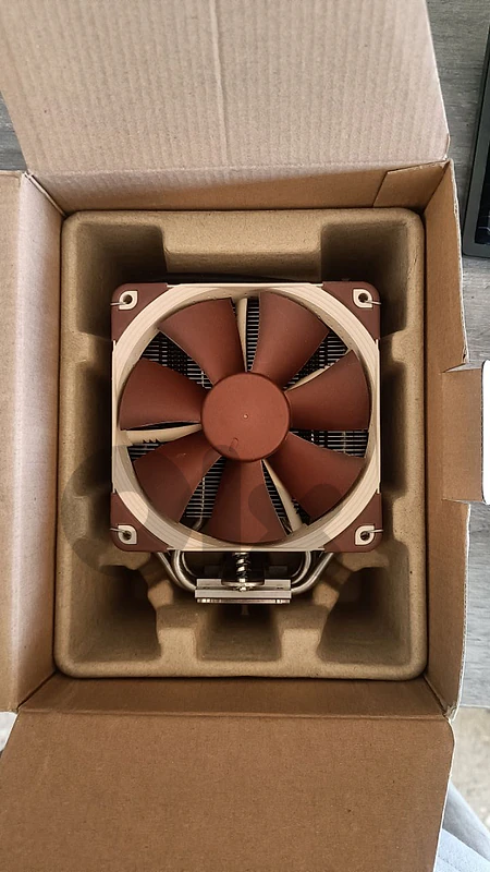 Noctua Premium CPU Cooler with NF-F12 120mm Fan -Brown | NH-U12S