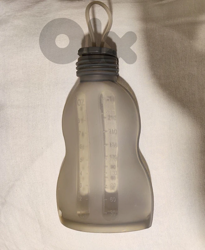 New 250ml Silicone Water Bottle – Reusable & Compact