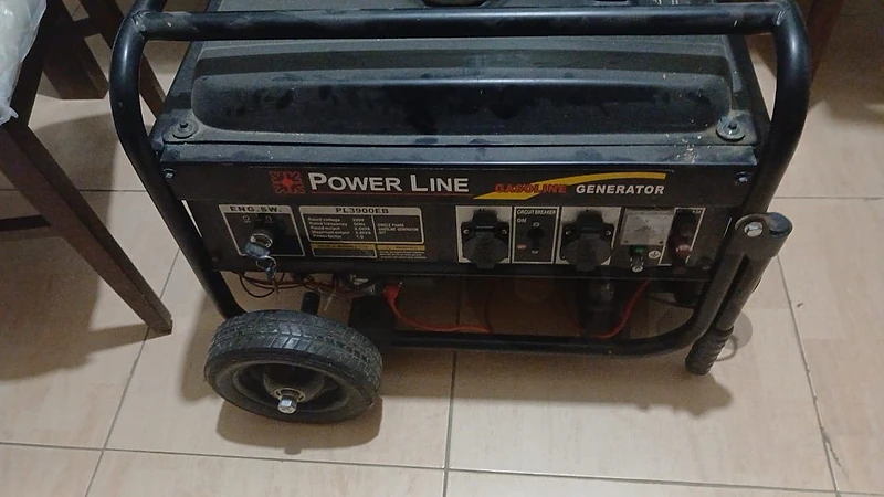 Gasoline generatir