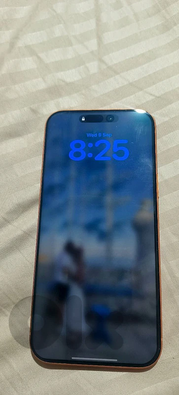iphone 17 pro max like new