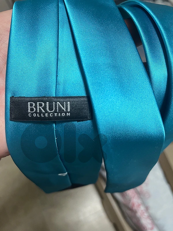special green tie mario bruni ( bruni collection )