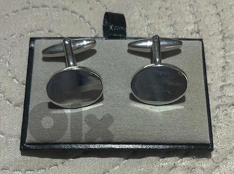 Shirt Buttons (Massimo Dutti)