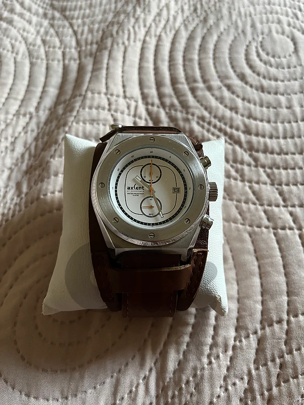Axcent Watch