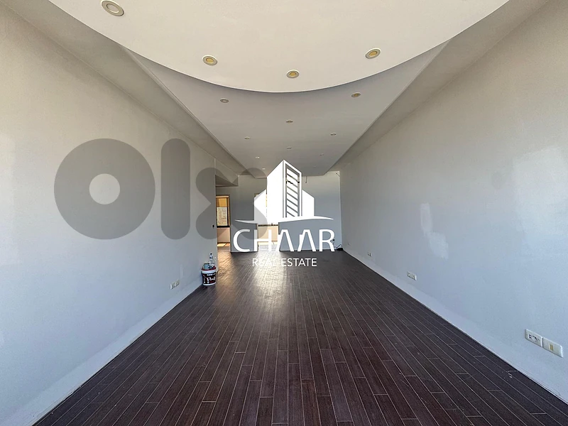 Bright Office For Sale in Zalka