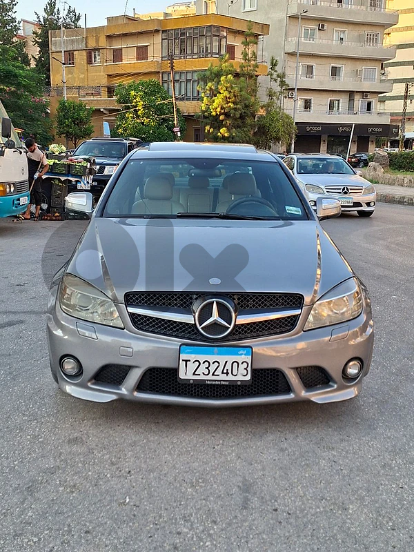 مرسيدس بنز سي-كلاس 2009 C300 2009