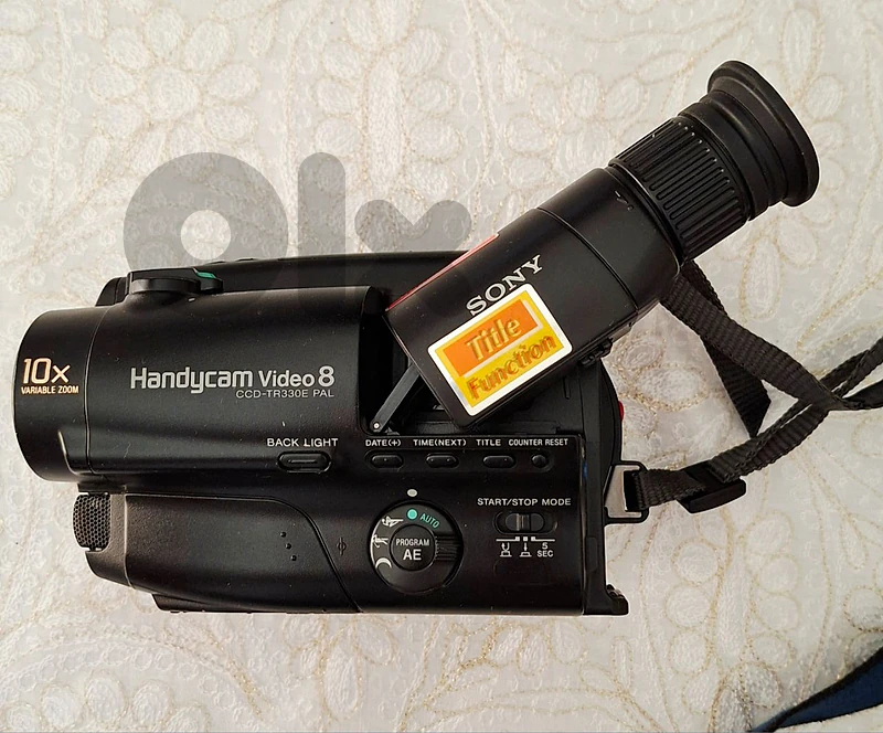 Sony video camera recorder handycam 8