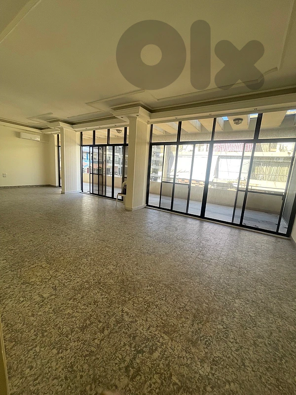 Apartment for Sale in Hamra شقة للبيع في منطقة الحمرا