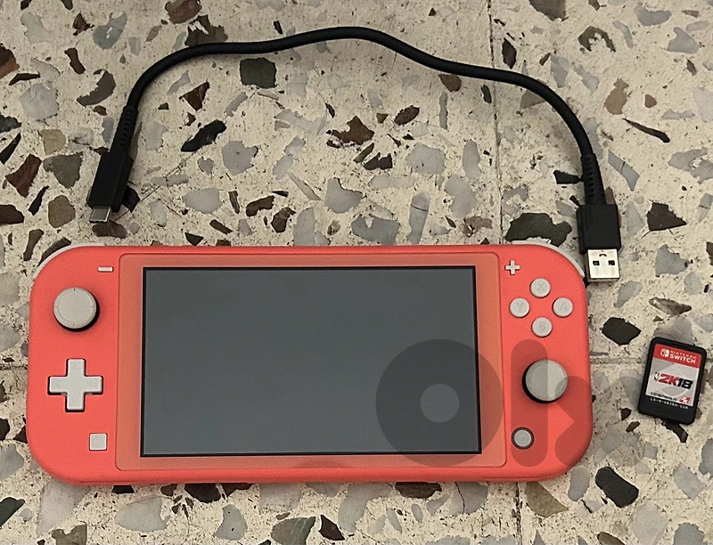 Nintendo Switch Lite (Perfect Condition)