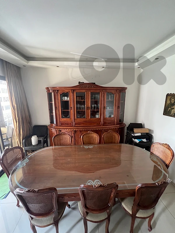 Elegant Solid Wood Dining Set / طقم سفرة خشب فاخر – ممتاز