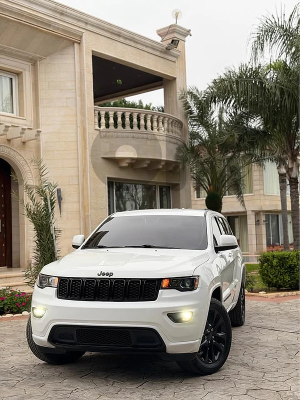 Grand Cherokee 	2018