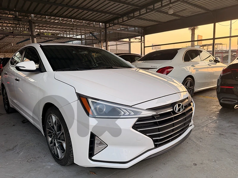 Hyundai Elantra 2019 LIMITED CLEAN CAR FAX