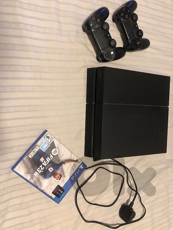 ps4 fat 1tb +fc23 +2 controller