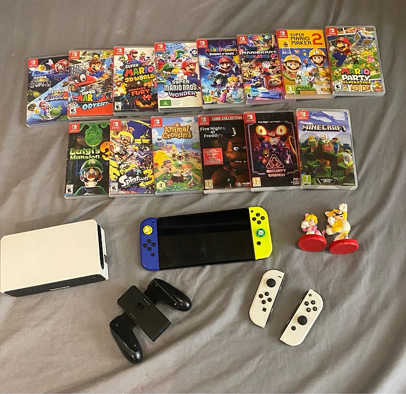 Nintendo Switch OLED Super Bundke! (450-530$)