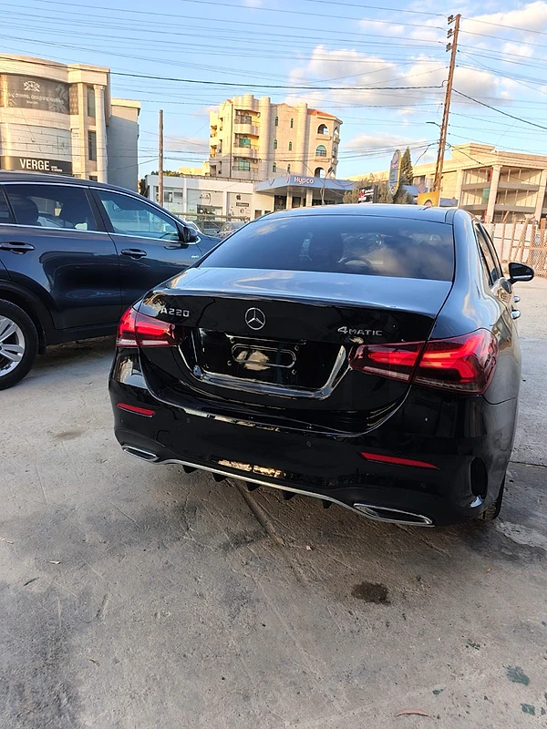 Mercedes-Benz A-Class 2019 A-220 AMG Line