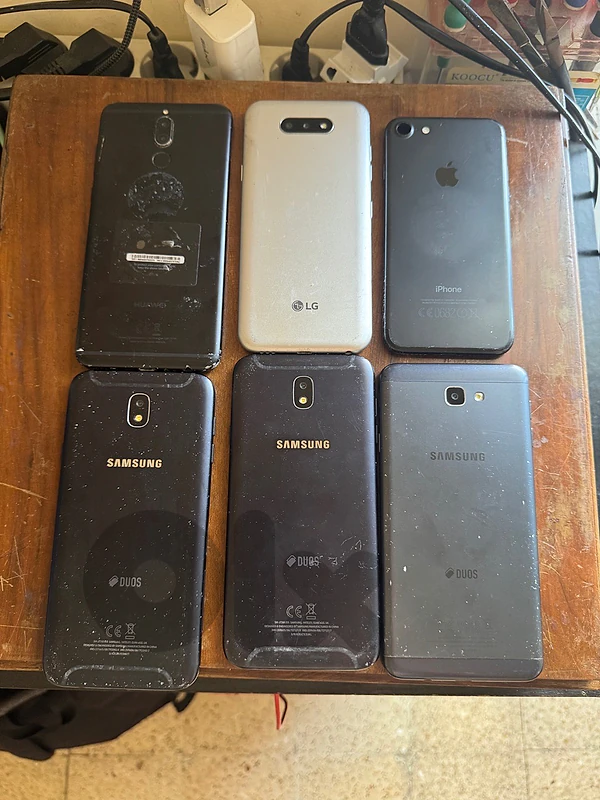6 phones for sale