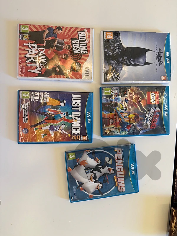 5 nintendo Wii games ( very good condition)