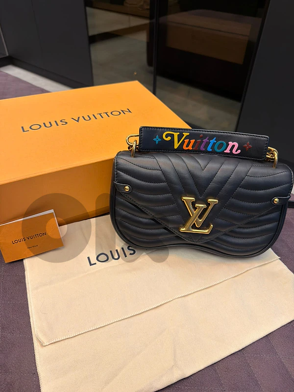 Authentic Louis Vuitton Neverfull MM Monogram