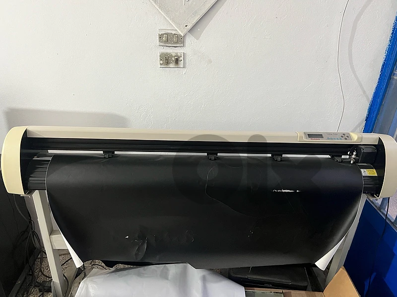 vinyl cut plotter