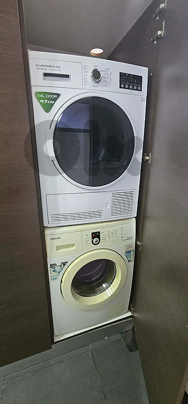 Washing machin and dryer