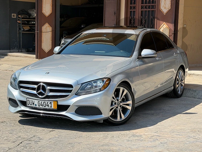 C300 model 2018 super clean California new arrival