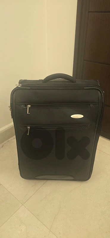 Samsonite Carry On bag - Very good condition