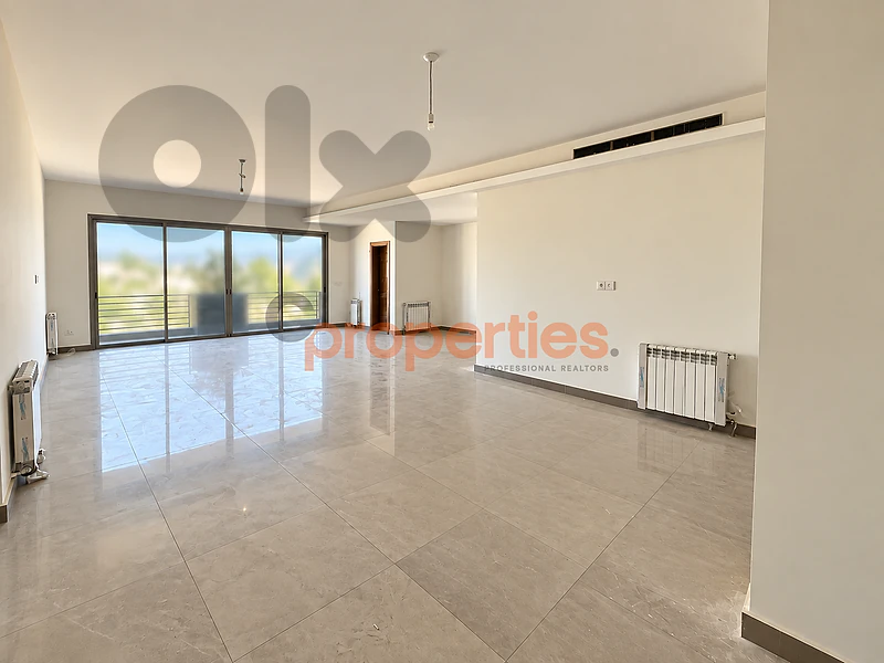 Apartment For Sale in Louaizeh شقة للبيع في اللويزة CPFY376