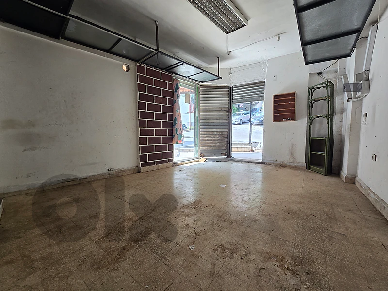 Corner Shop for Sale – Achrafieh  محل زاوية للبيع – الأشرفية
