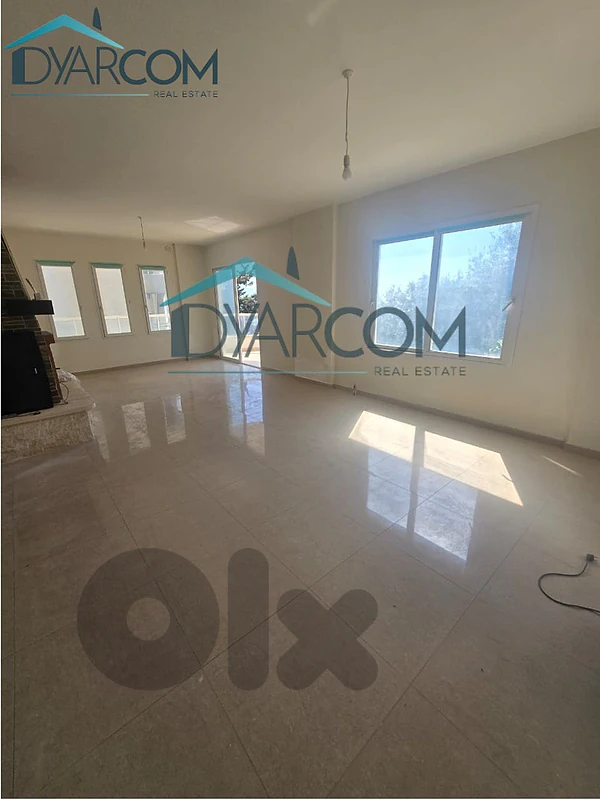 DY3841 - Ghazir Apartment with Garden for Sale!