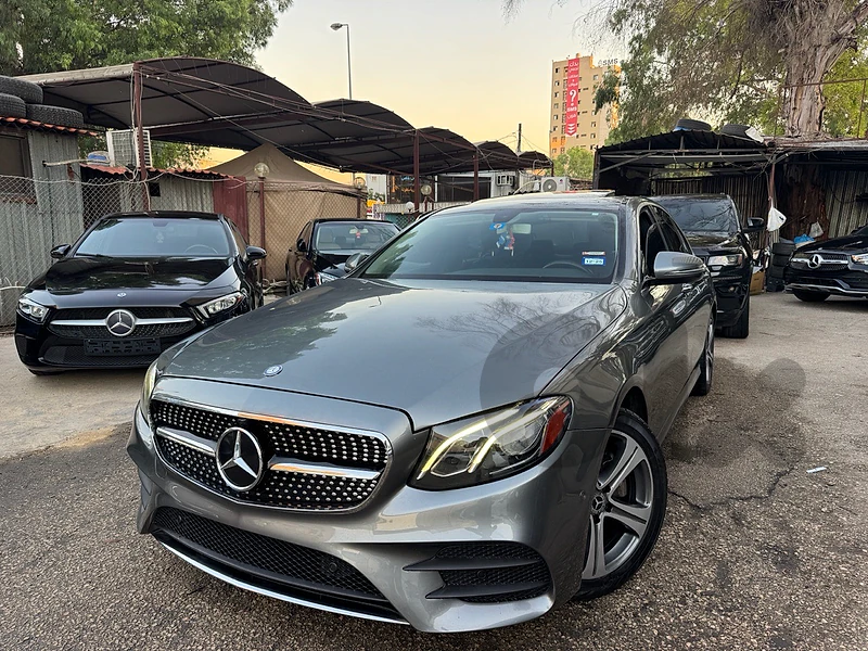 MERCEDES E300 2018✅🔥LOCK ///AMG🔥super clean🔥81/882165☎️ MERCEDES E300 2018✅🔥LOCK ///AMG🔥super clean🔥81/882165☎️