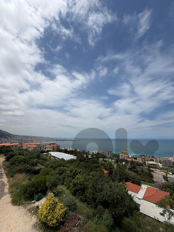 A SEA AND MOUNTAIN VIEW APPARTMENT IN KFAR HBAB GHAZIR