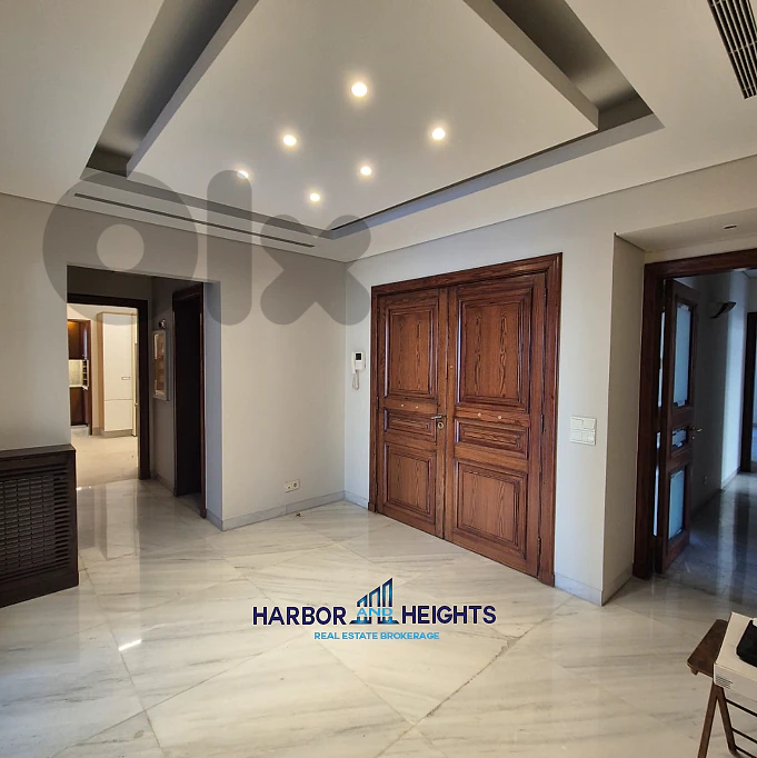 Apartment for Rent in Achrafieh - شقة للإيجار في الأشرفية