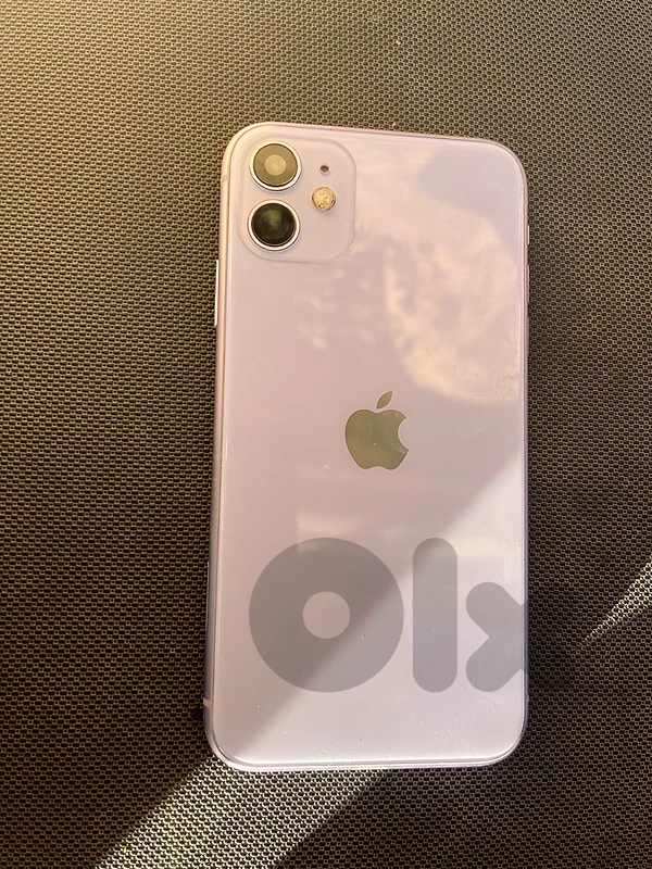 iPhone 11 waterproof and all parts is the original