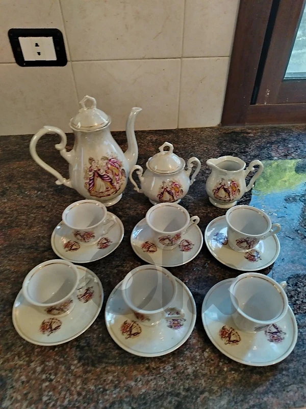Vintage German Fena Porzellan 15-Piece Coffee / Tea Service