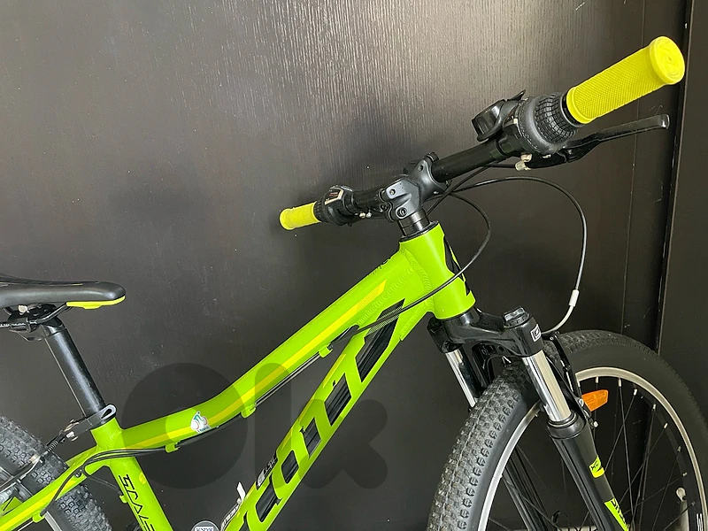 Scott 24 inch