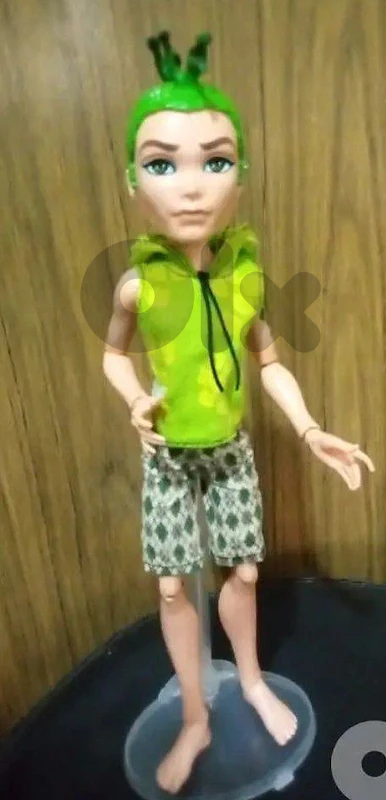 DEUCE GORGON GHOULS MONSTER FUN ALIVE working mechanism as new doll=42