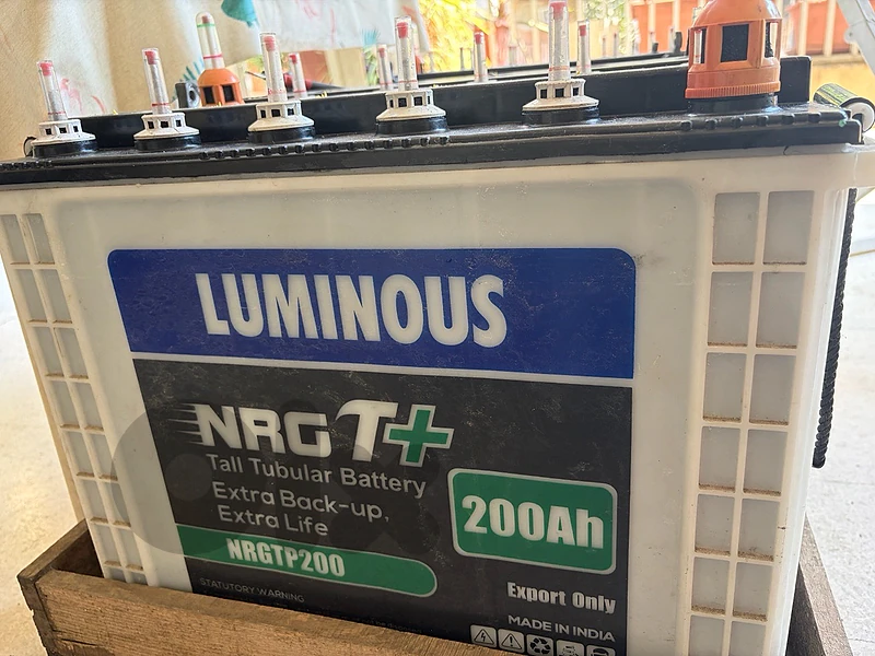 4x Luminous 200Ah Tall Tubular Inverter Batteries – good Condition