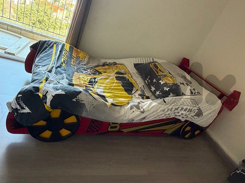 ferrari bed