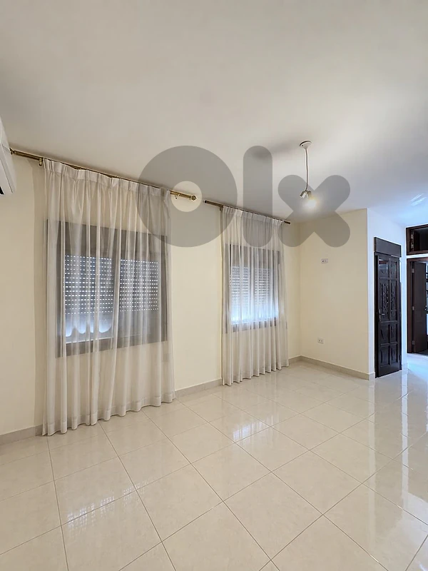 Apartment for sale in Jadra • شقة للبيع في جدرا