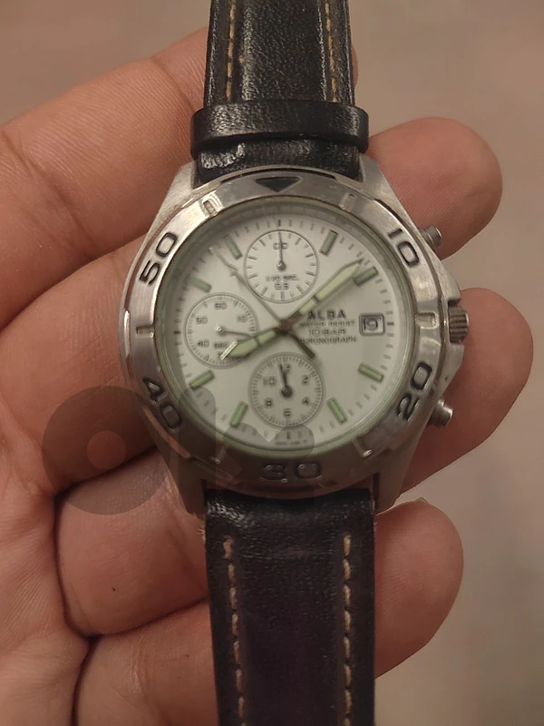 Alba (Seiko sub-brand) 10 BAR Quartz Chronograph