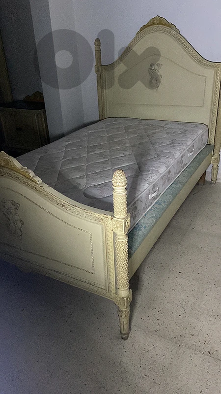غرفة نوم انتيك Bedroom