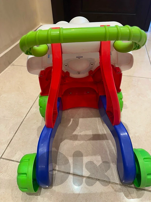 Chicco First Steps Activity Walker