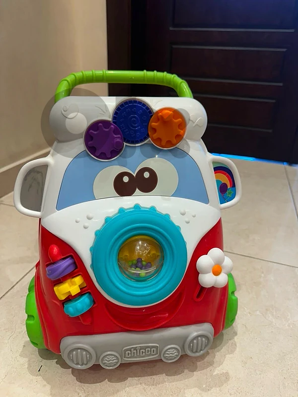Chicco First Steps Activity Walker